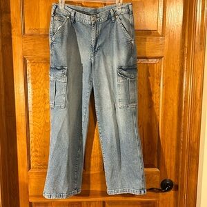 Gap 90’s Loose Mid Rise Indigo Cargo Jeans Size 30/10S